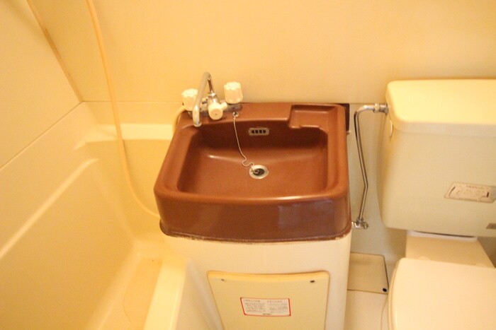 物件内観写真9　(洗面)