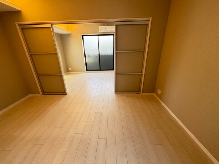 物件内観写真9　(居室)