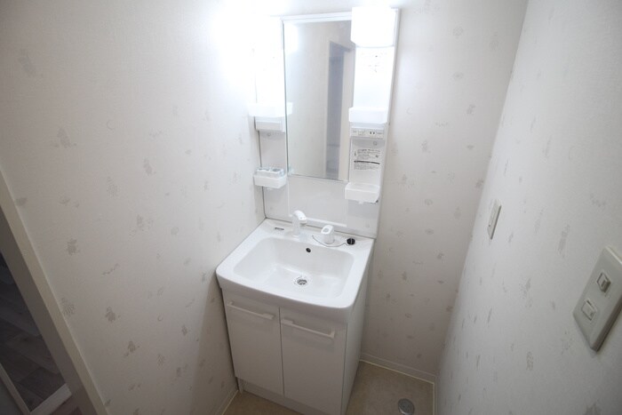 物件内観写真11　(洗面)