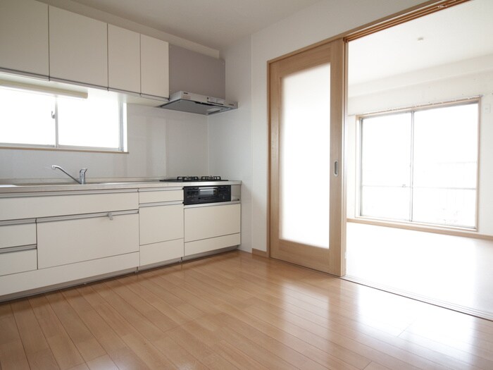 物件内観写真10　(居室)