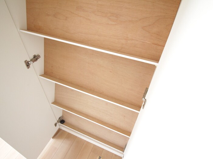 物件内観写真18　(靴箱)