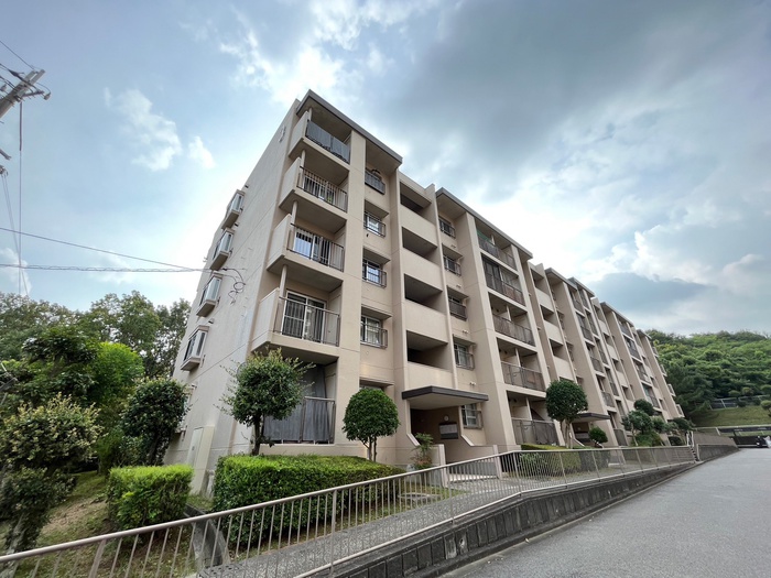 鈴蘭台第1住宅3号棟(301)