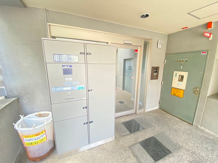 物件外観写真4　(建物設備)