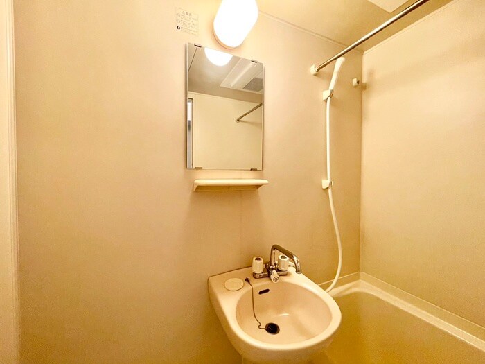 物件内観写真11　(洗面)