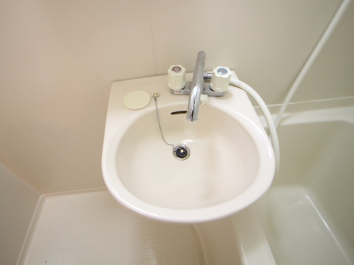 物件内観写真12　(洗面)