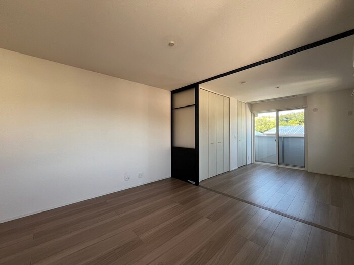 物件内観写真13　(居室)