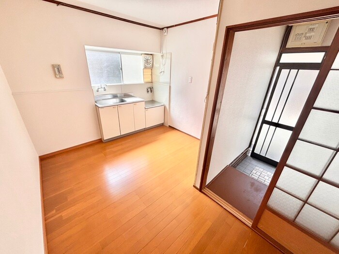 物件内観写真12　(居室)