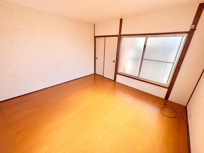 物件内観写真13　(居室)