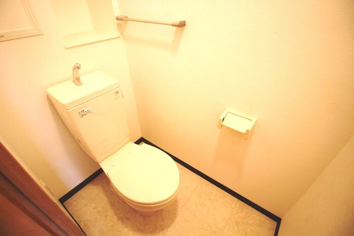 物件内観写真13　(トイレ)