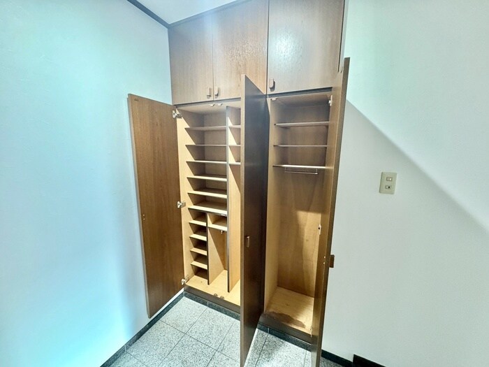 物件内観写真17　(靴箱)