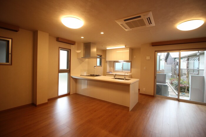 物件内観写真7　(居室)