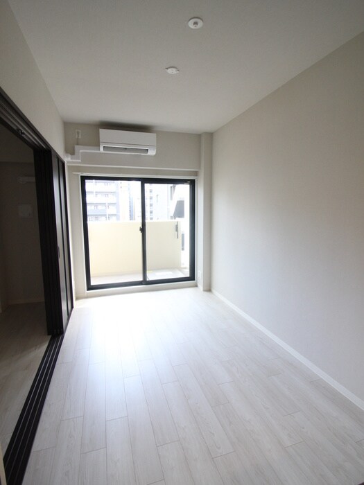 物件内観写真12　(居室)