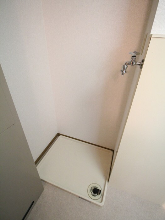 物件内観写真20　(洗濯機置場)