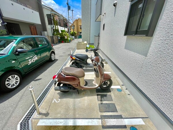 バイク置き場