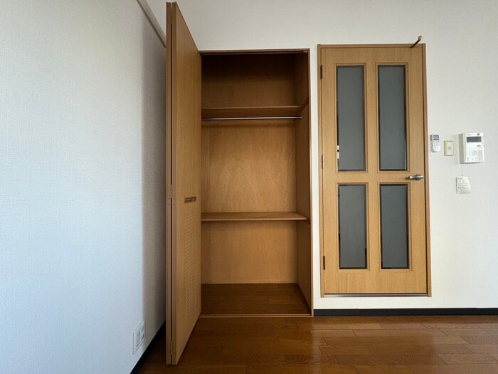 物件内観写真12　(収納)