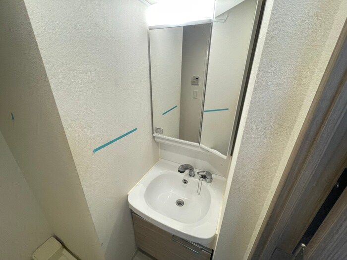 物件内観写真13　(洗面)