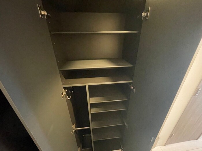 物件内観写真18　(靴箱)