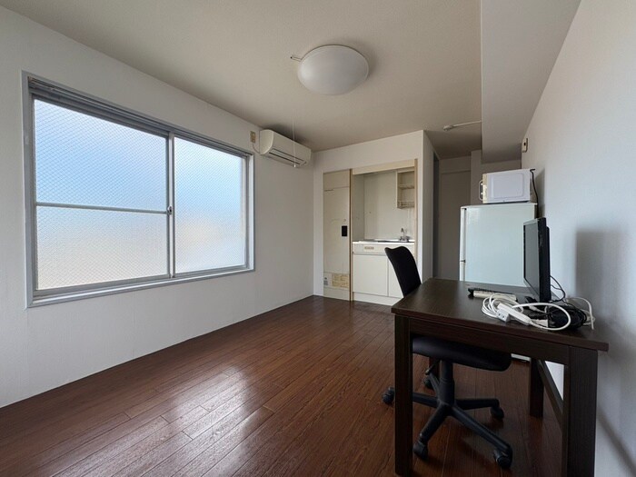 物件内観写真7　(居室)