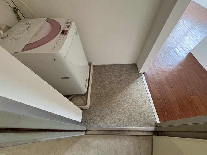 物件内観写真14　(玄関)