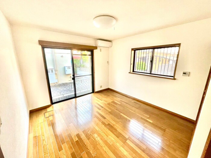 物件内観写真7　(居室)