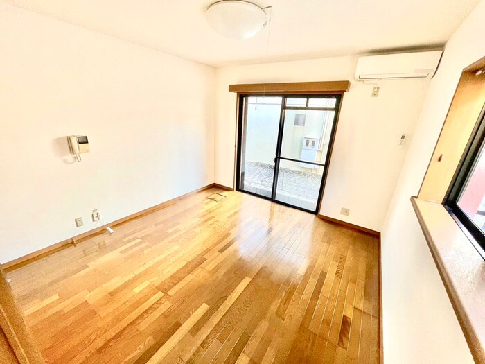 物件内観写真21　(居室)