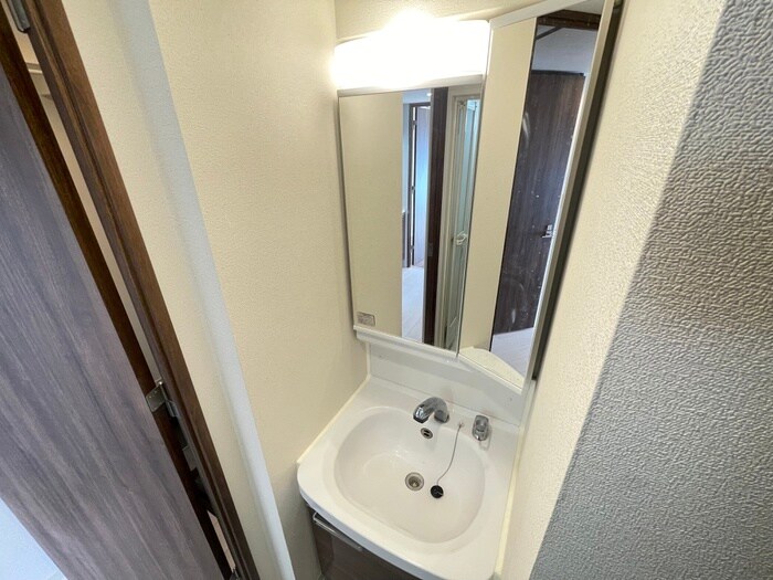 物件内観写真12　(洗面)