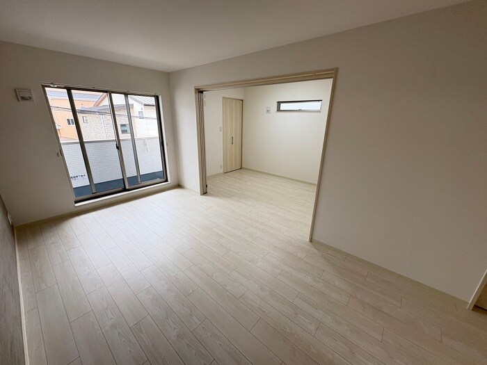 物件内観写真8　(居室)