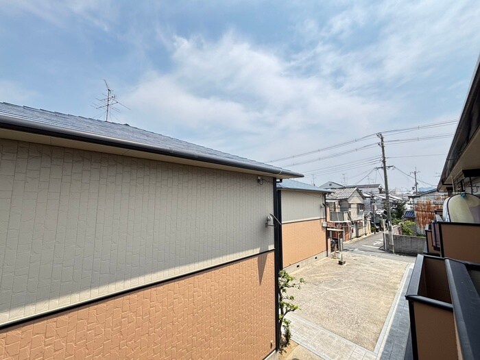 物件内観写真16　(室内からの展望)