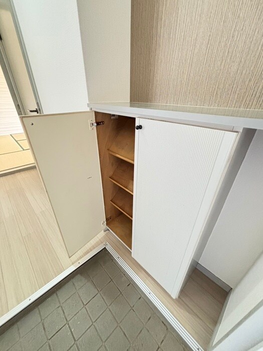 物件内観写真17　(靴箱)