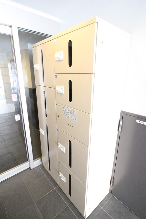 物件外観写真4　(建物設備)