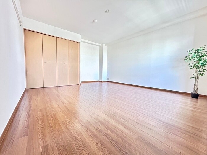 物件内観写真22　(居室)