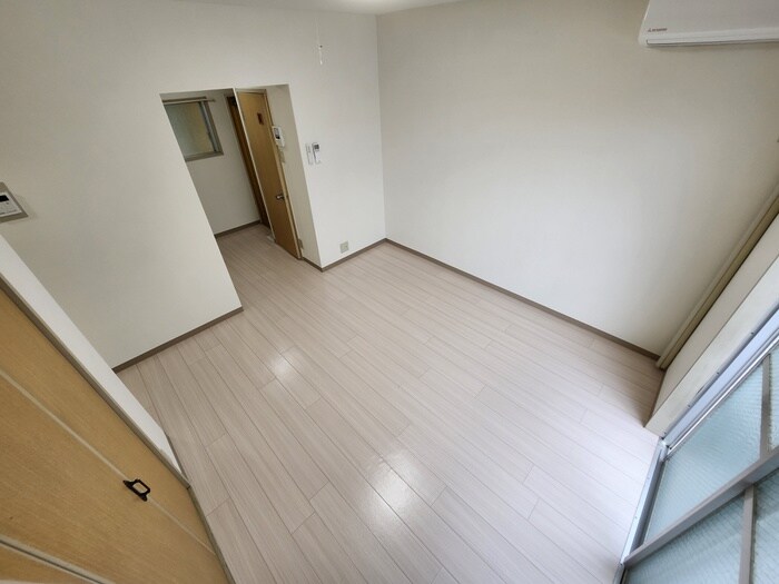 物件内観写真13　(居室)