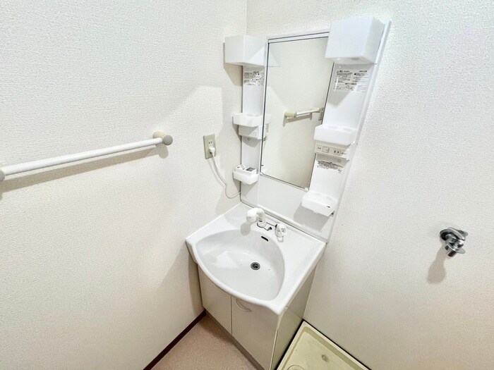 物件内観写真14　(洗面)