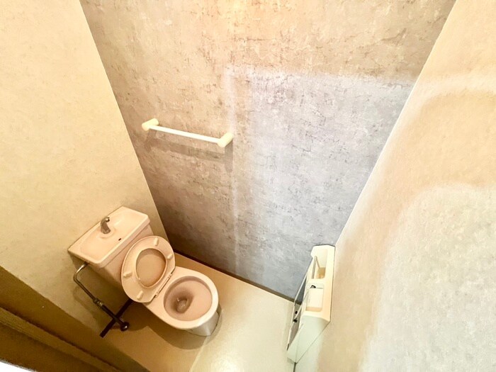 物件内観写真15　(トイレ)