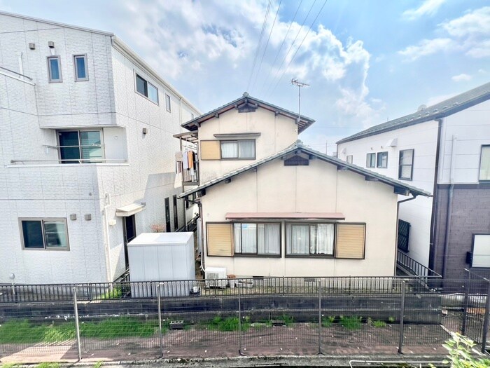 物件内観写真19　(室内からの展望)