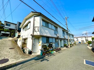 第一生駒ハウス外観写真