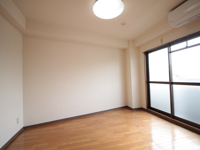 物件内観写真13　(居室)