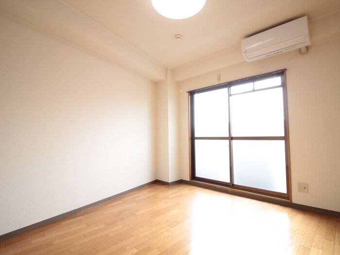 物件内観写真14　(居室)