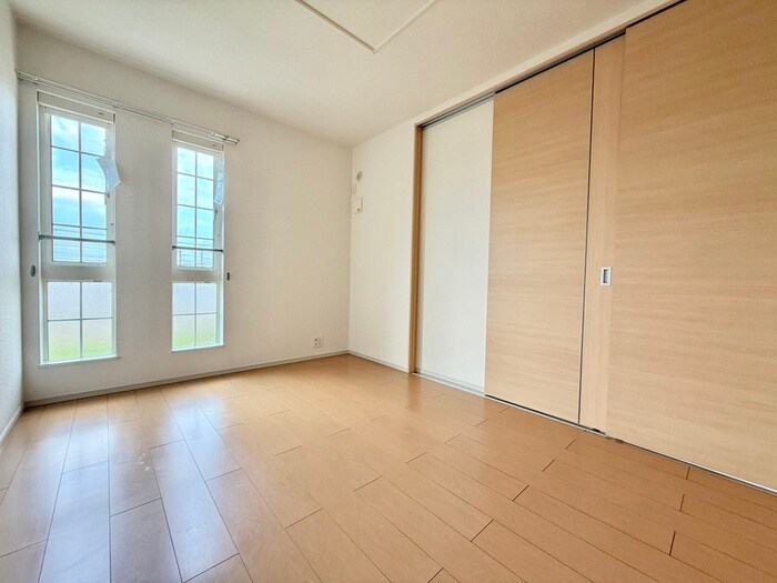 物件内観写真10　(居室)