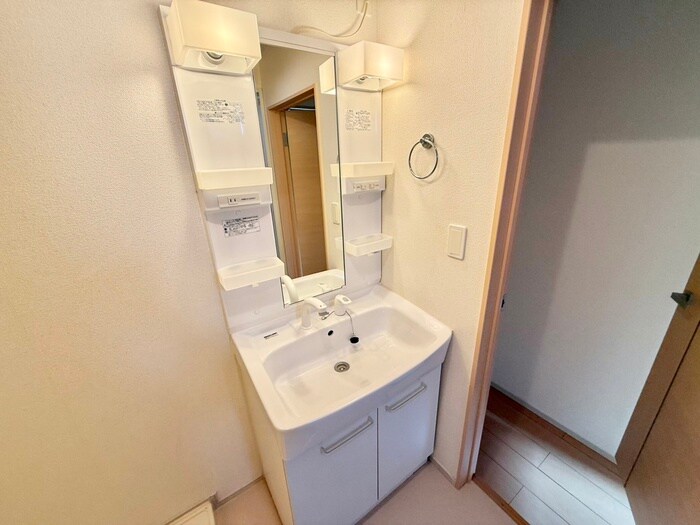 物件内観写真16　(洗面)