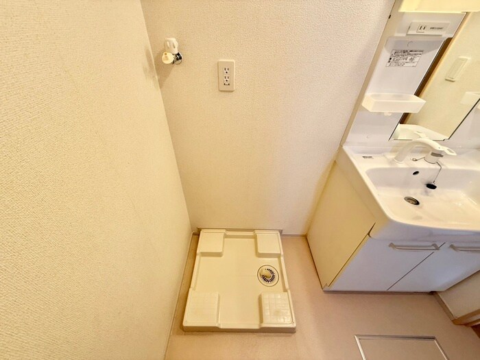 物件内観写真19　(洗濯機置場)