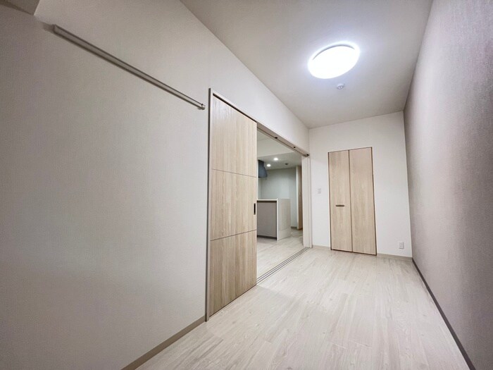 物件内観写真9　(居室)