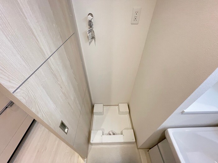 物件内観写真14　(洗濯機置場)