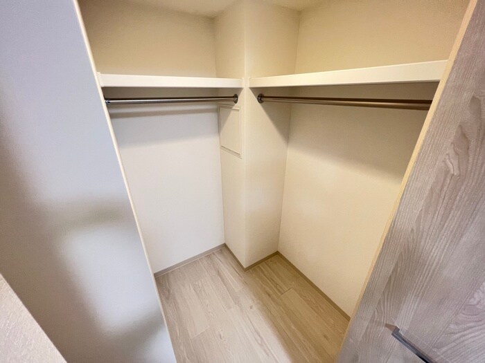 物件内観写真16　(収納)