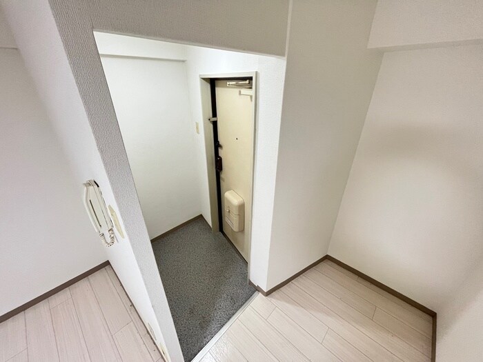 物件内観写真9　(廊下)