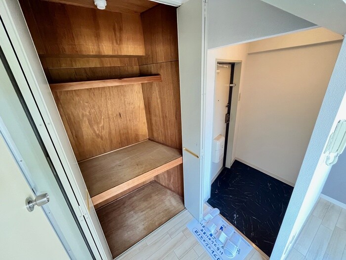 物件内観写真13　(収納)