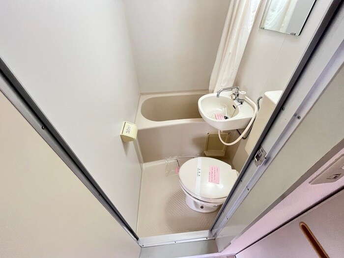 物件内観写真14　(トイレ)