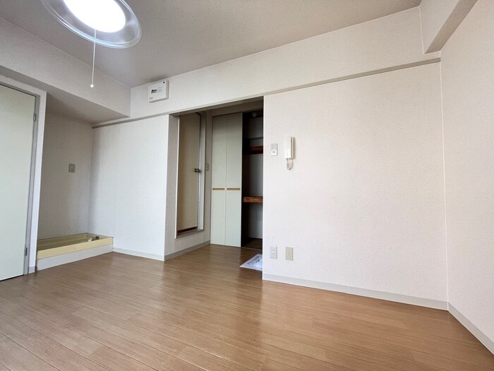 物件内観写真18　(居室)