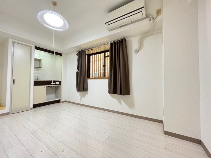 物件内観写真21　(居室)