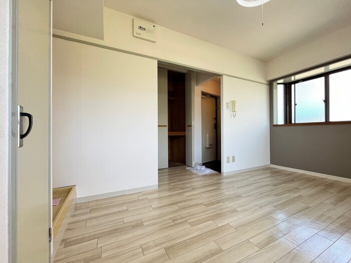 物件内観写真22　(居室)